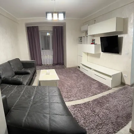 Apartment With 4 Rooms, Center Km Zero Bucharest, 4 Rooms, Minimum 4 Nights